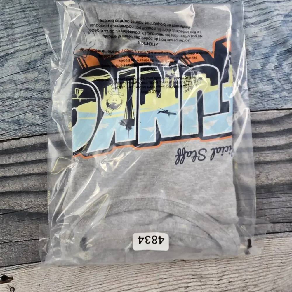 Funko Pop Staff Shirt Womens Medium Exclusive Gray Everett Seattle Tea Offical